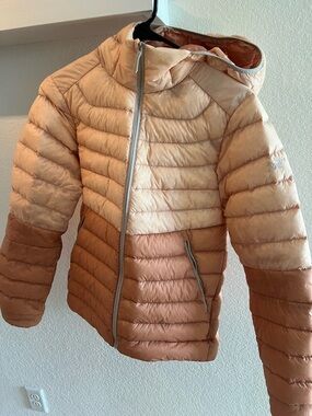 Arc'teryx Women's Peach Cerium Down Hoody